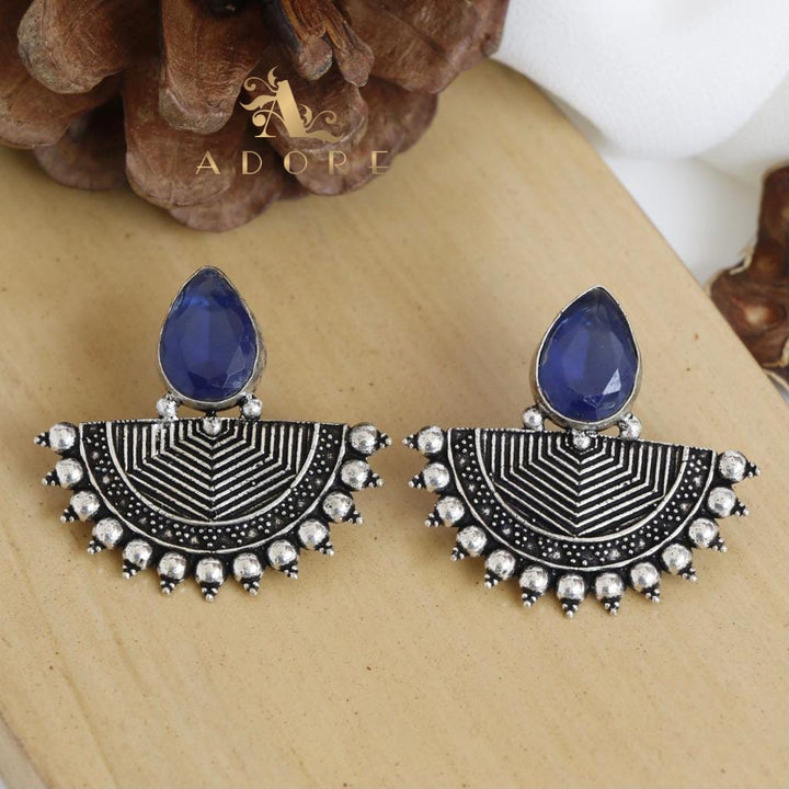 Nobiya Semi Circle Earring