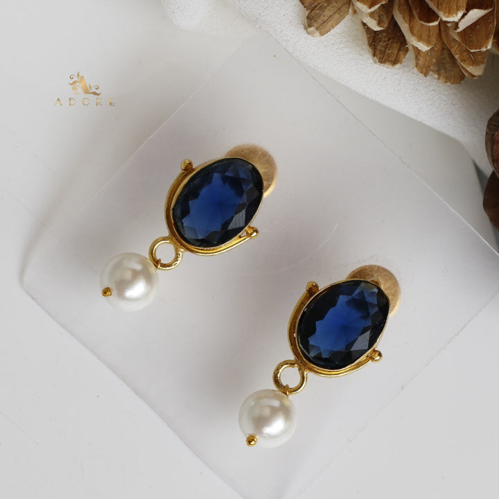Oviya Oval Glossy With Pearl Earring