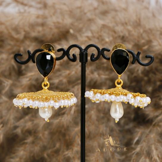 Manviya Top Glossy With Pearl Jhumka