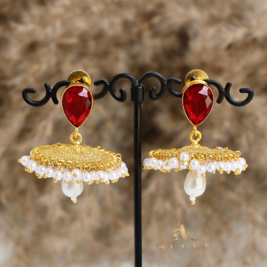 Manviya Top Glossy With Pearl Jhumka