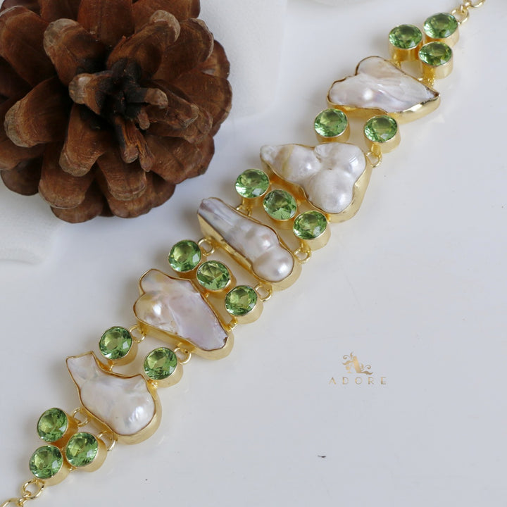 Baroque Pearl Skydive Choker