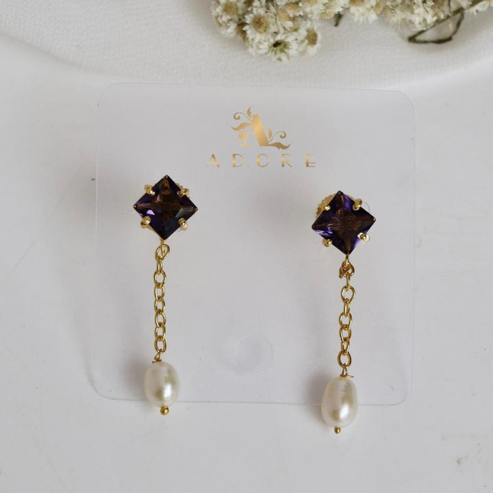 Katrine Pearl Drop Earring