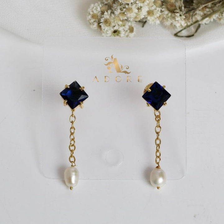 Katrine Pearl Drop Earring