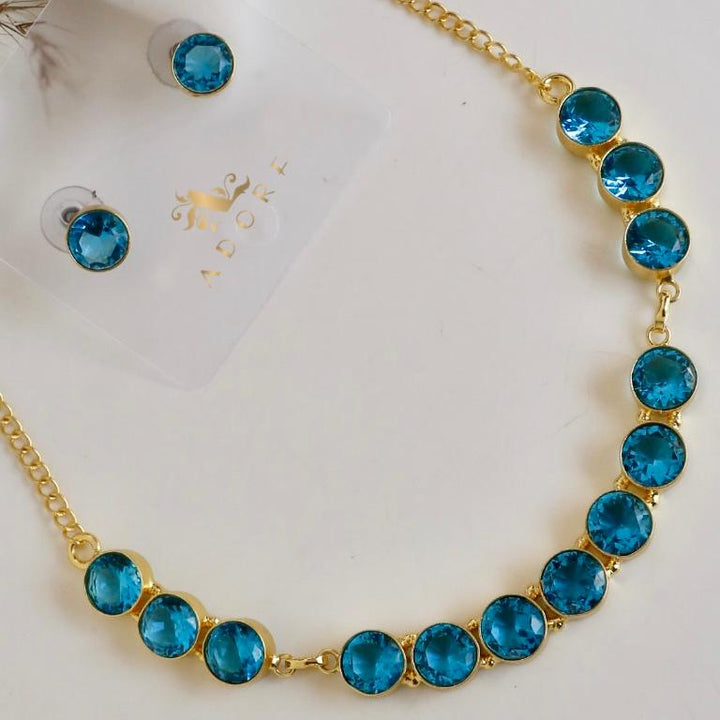 Aakancha Mini Glossy Neckpiece With Earring