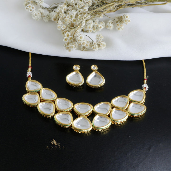 Hitasha Kundan Neckpiece With Earring