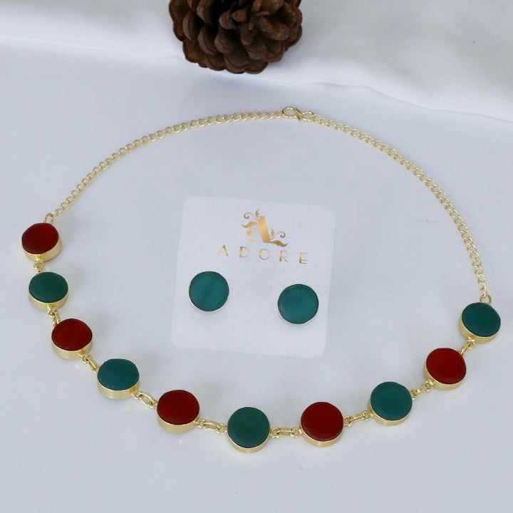 Dual Tone Neckpiece (Green + Maroon)