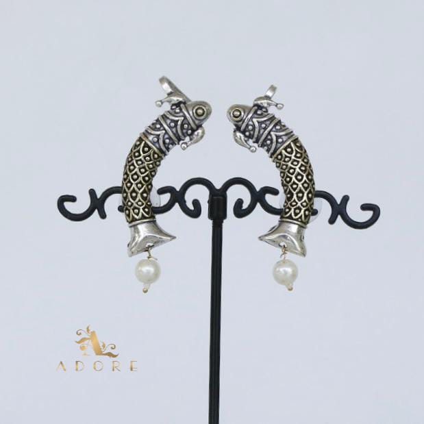 Vaishali Fish Cuff Earring