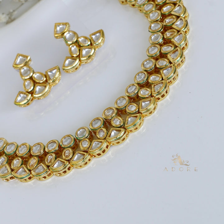Ayani Kundan Neckpiece With Earring