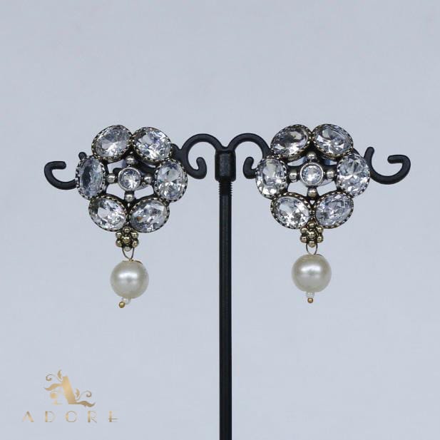 Toshiko Glossy flower Earring