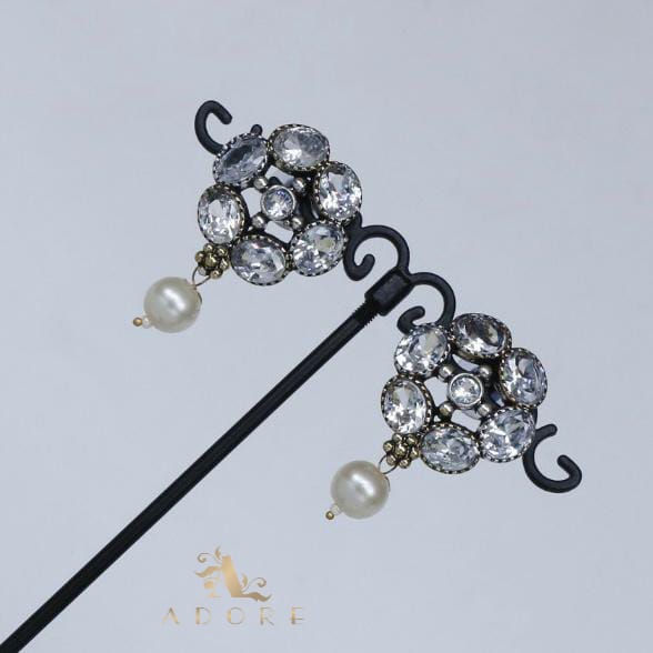 Toshiko Glossy flower Earring