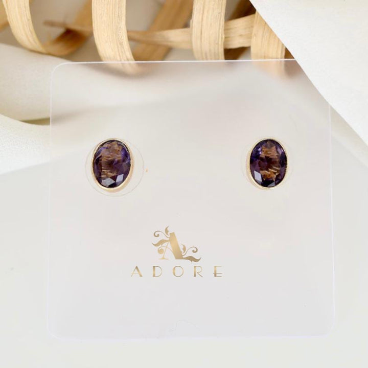 Naira Glossy Stud