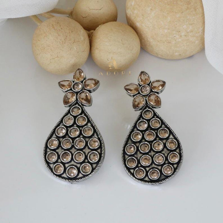 Varna Dew Drop Earring