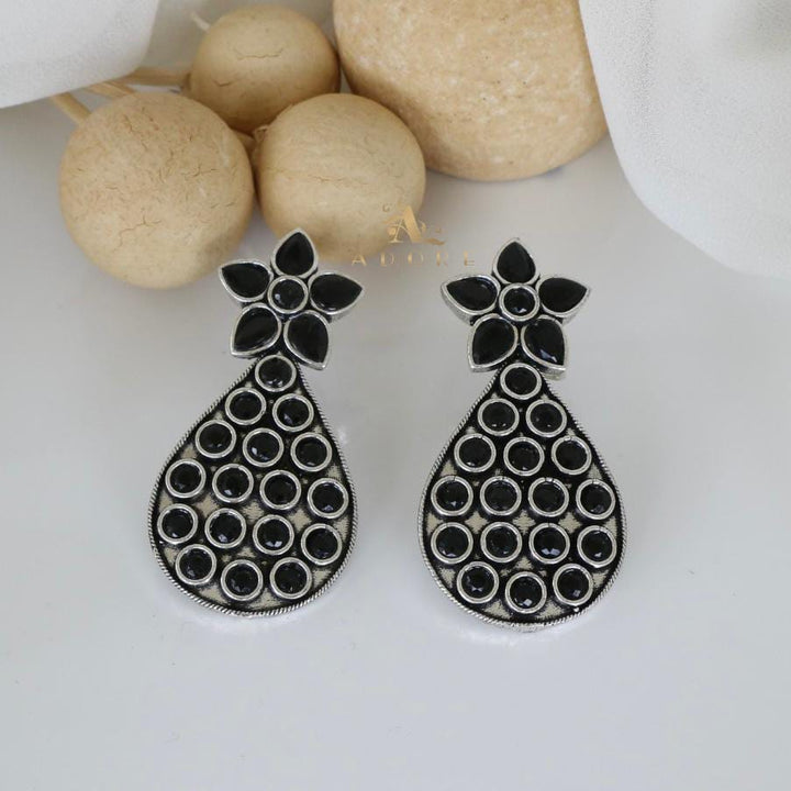 Varna Dew Drop Earring