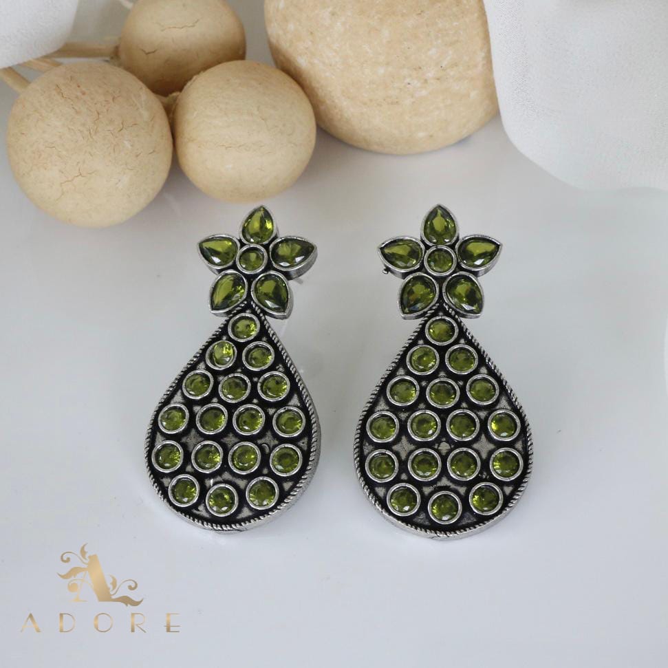 Varna Dew Drop Earring
