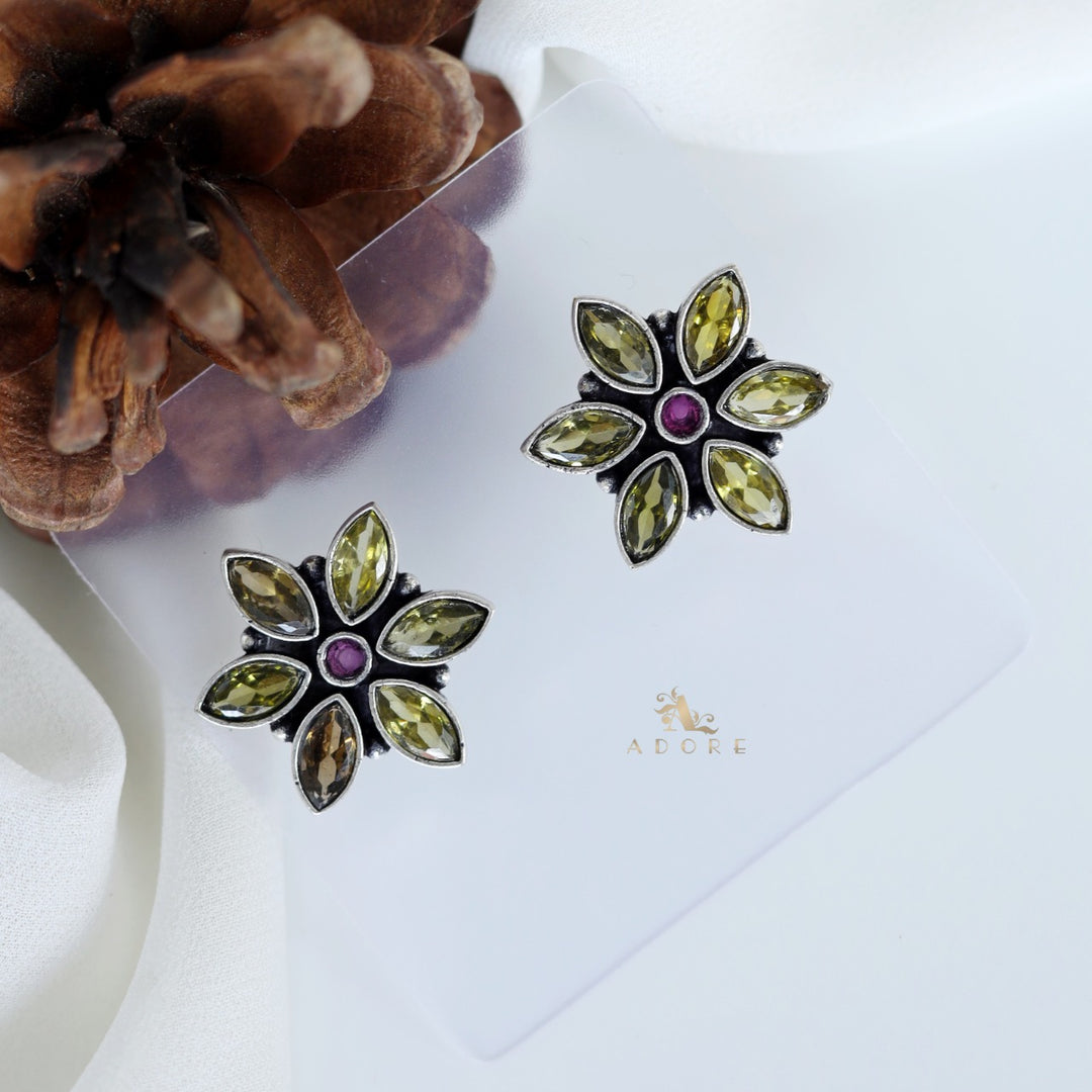 Kajri Flower Earring