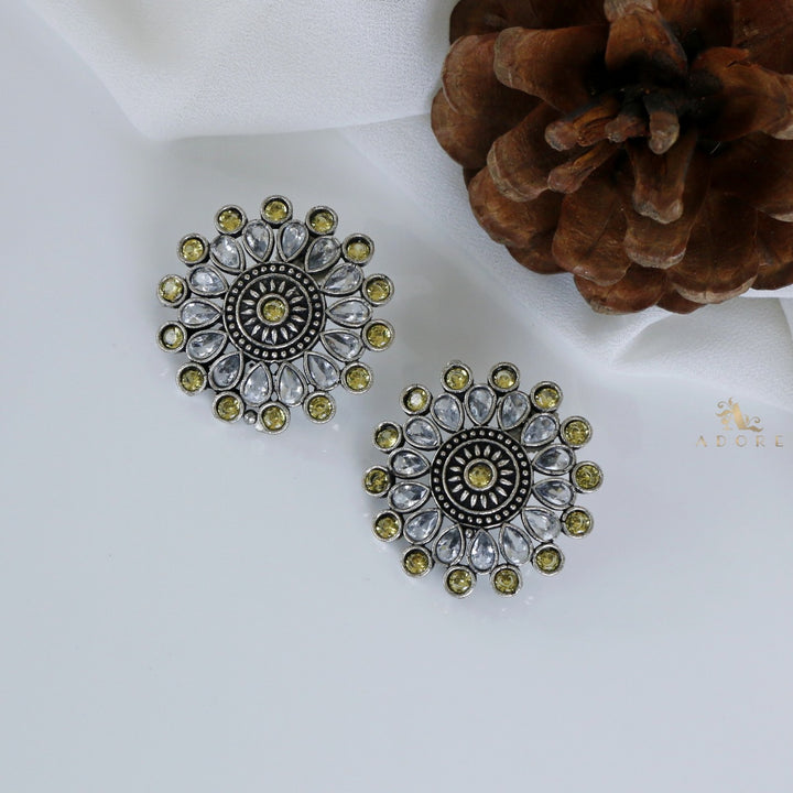 Thamasya Earrings