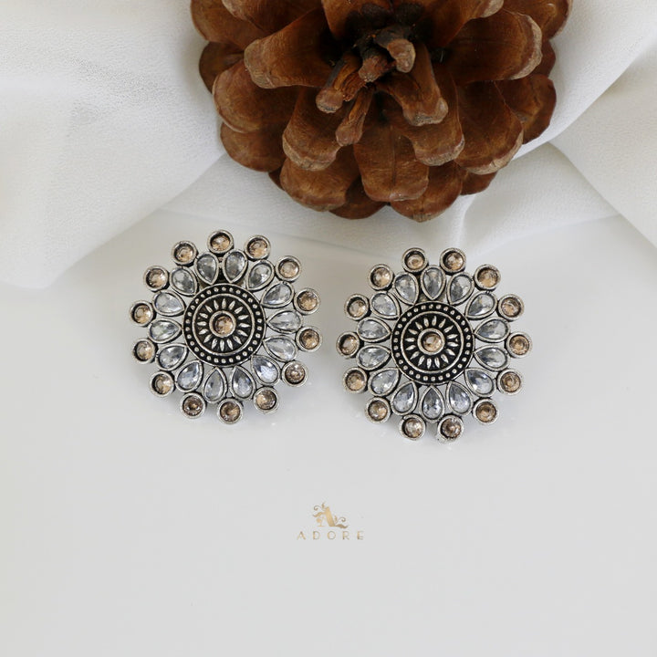 Thamasya Earrings