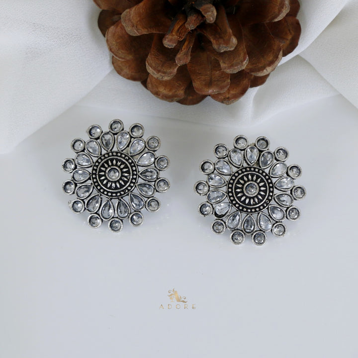 Thamasya Earrings