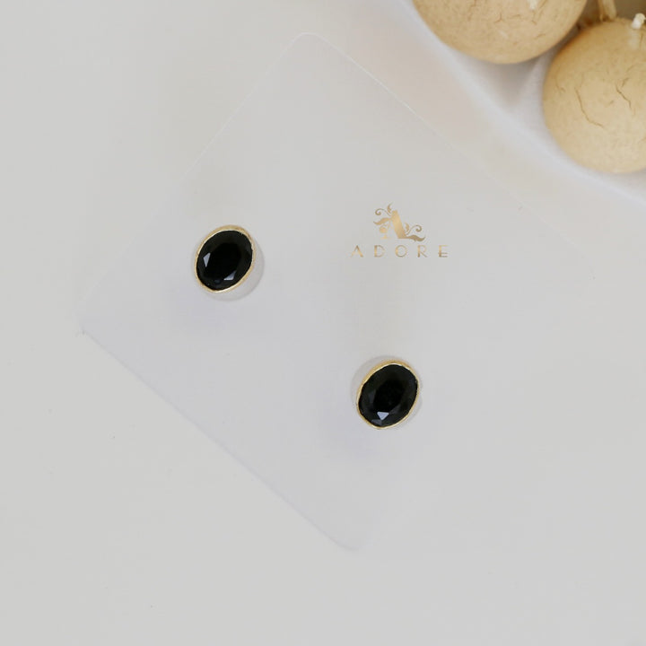 Naira Glossy Stud