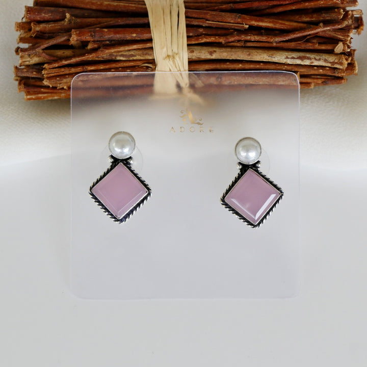 Arusi Pearl Earring