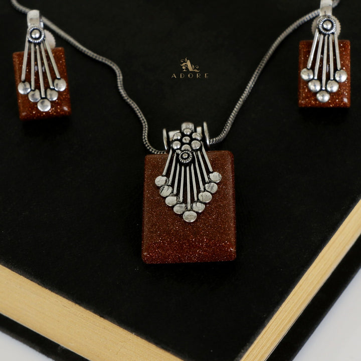 Valena Neckpiece With Earring