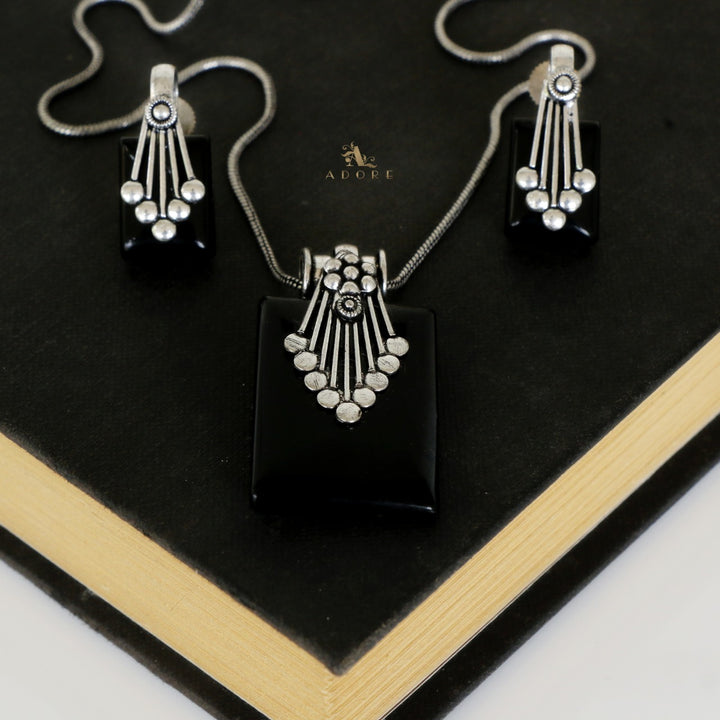 Valena Neckpiece With Earring