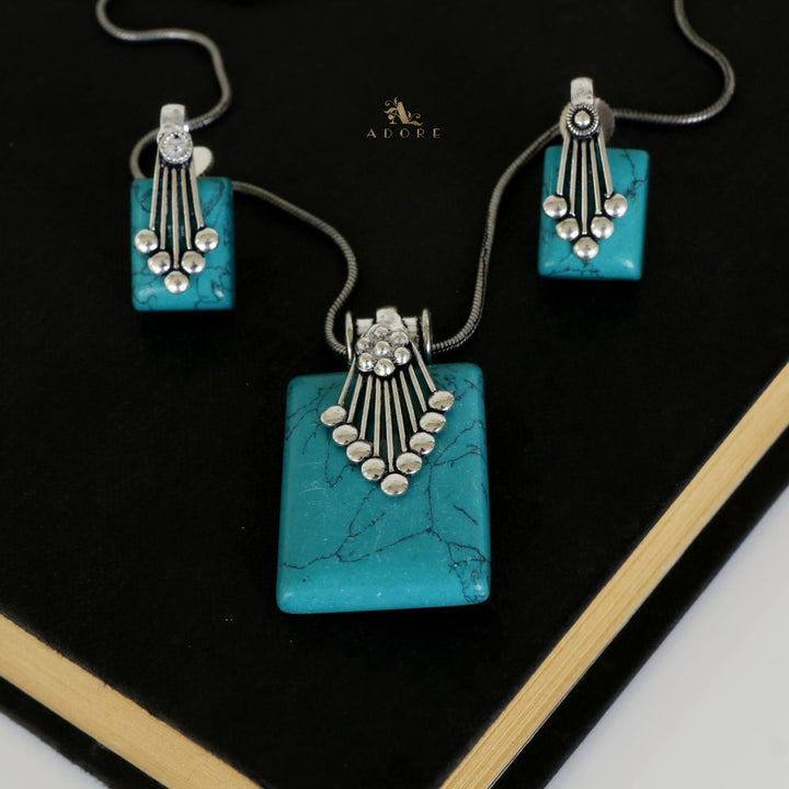 Valena Neckpiece With Earring