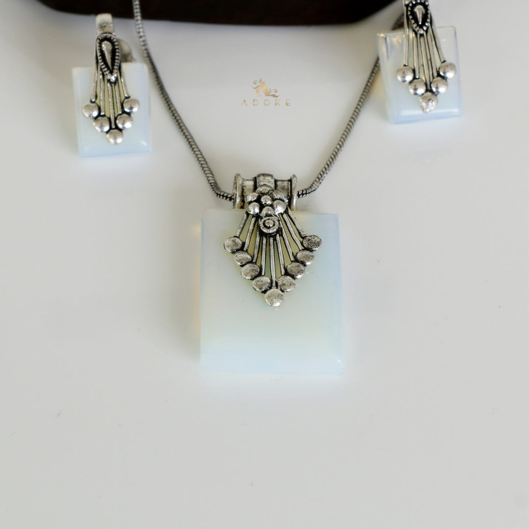 Valena Neckpiece With Earring