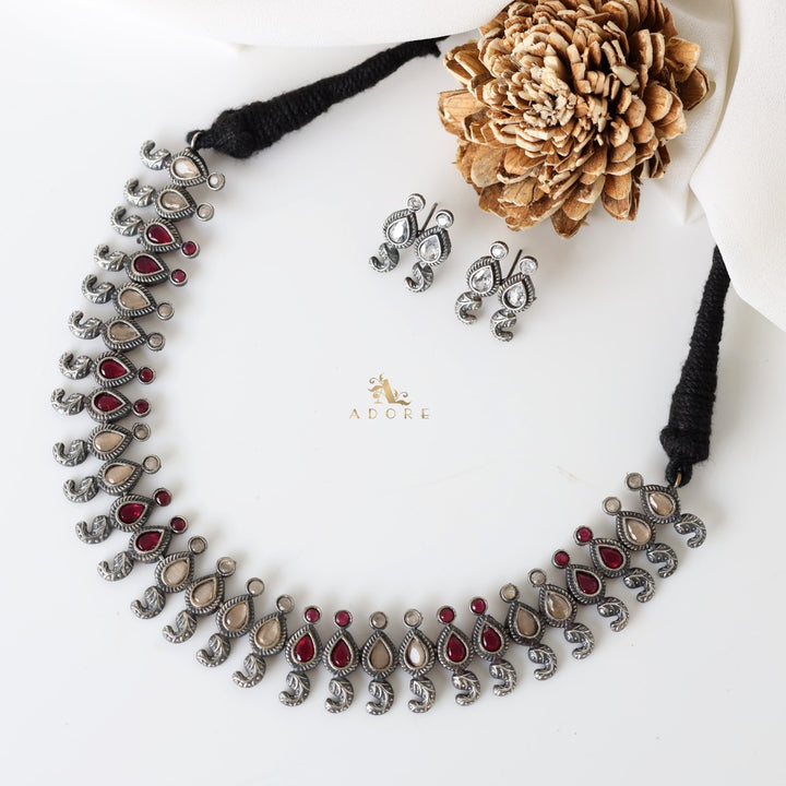Hyati Neckpiece With Earring