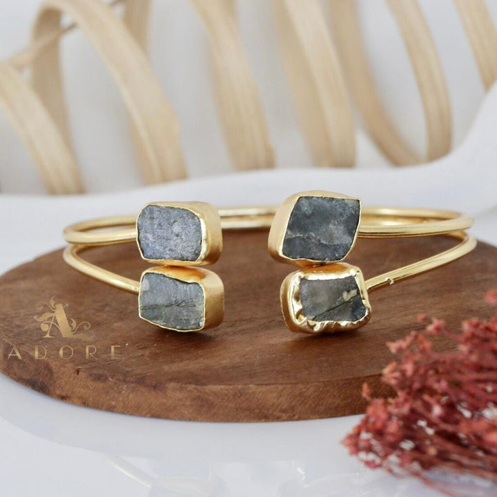 Mavya Raw Stone Bracelet