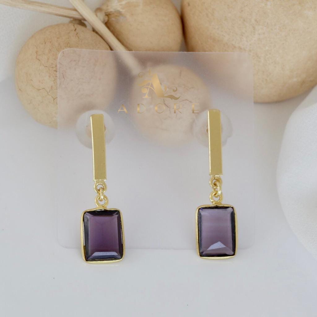 Thanviya Rectangle Glossy Earring