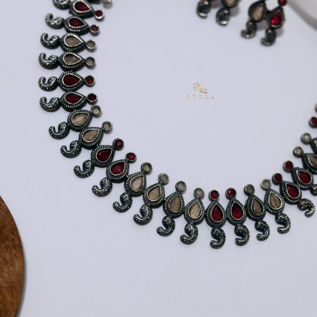 Hyati Neckpiece With Earring