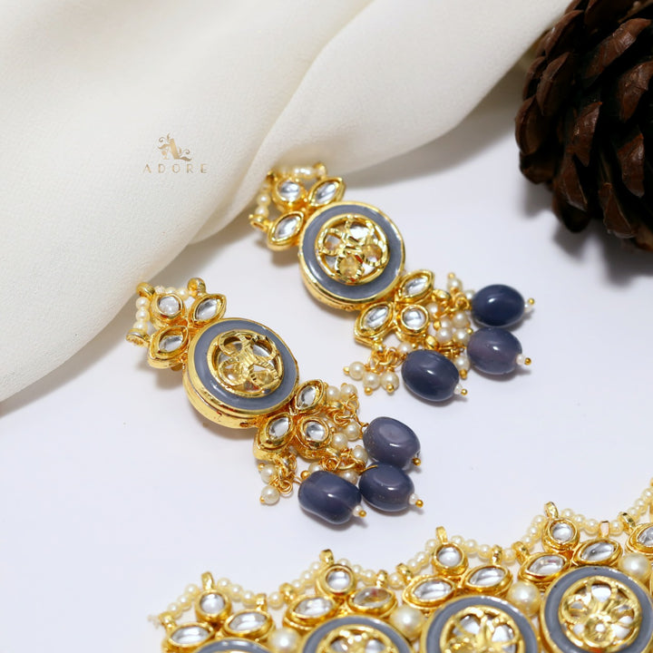 Pavithraya Kundan Neckpiece With Earring