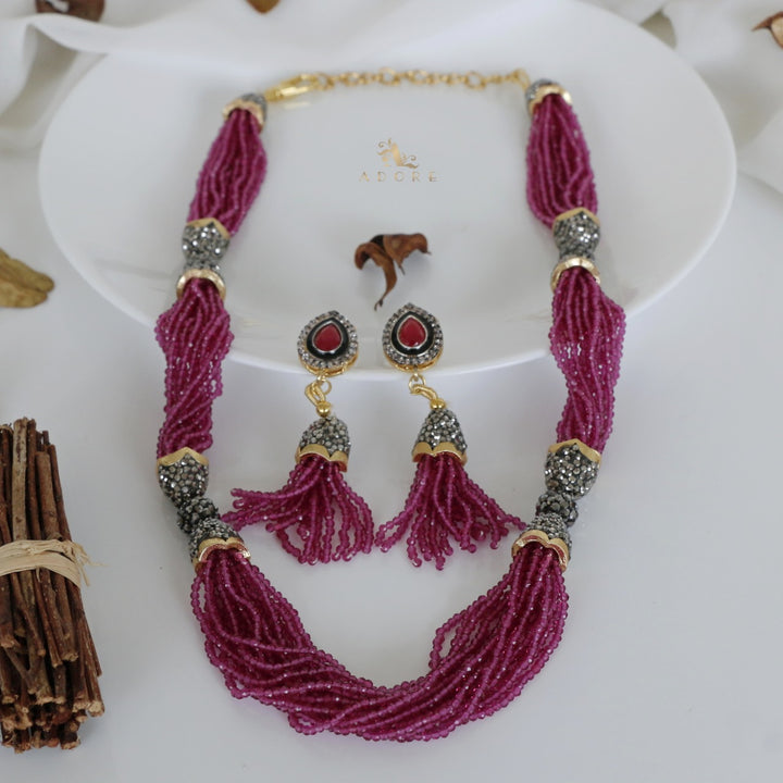Vihaya Neckpiece With Earring