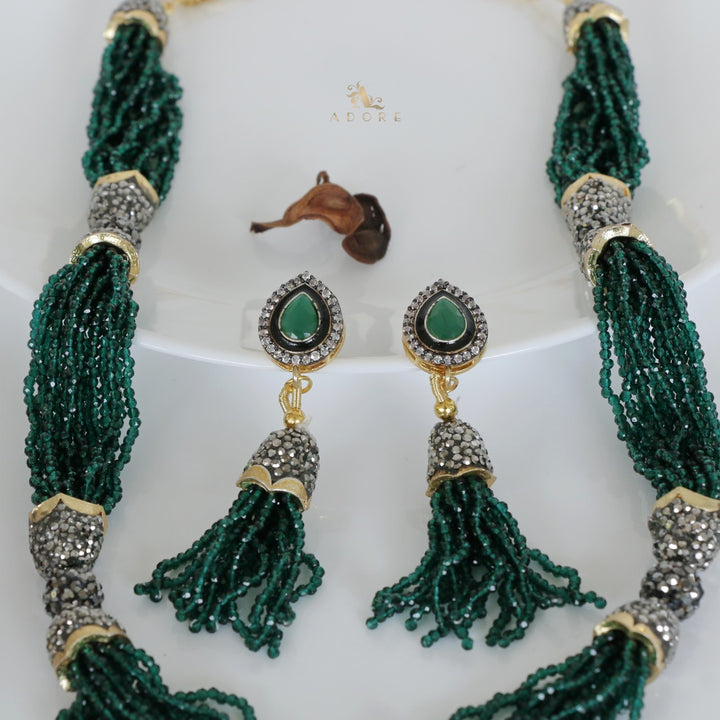 Vihaya Neckpiece With Earring