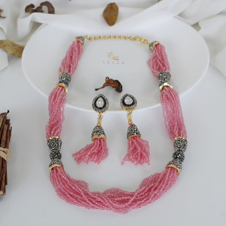 Vihaya Neckpiece With Earring