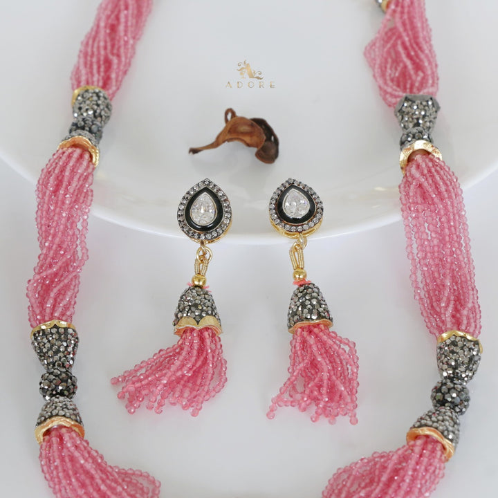 Vihaya Neckpiece With Earring
