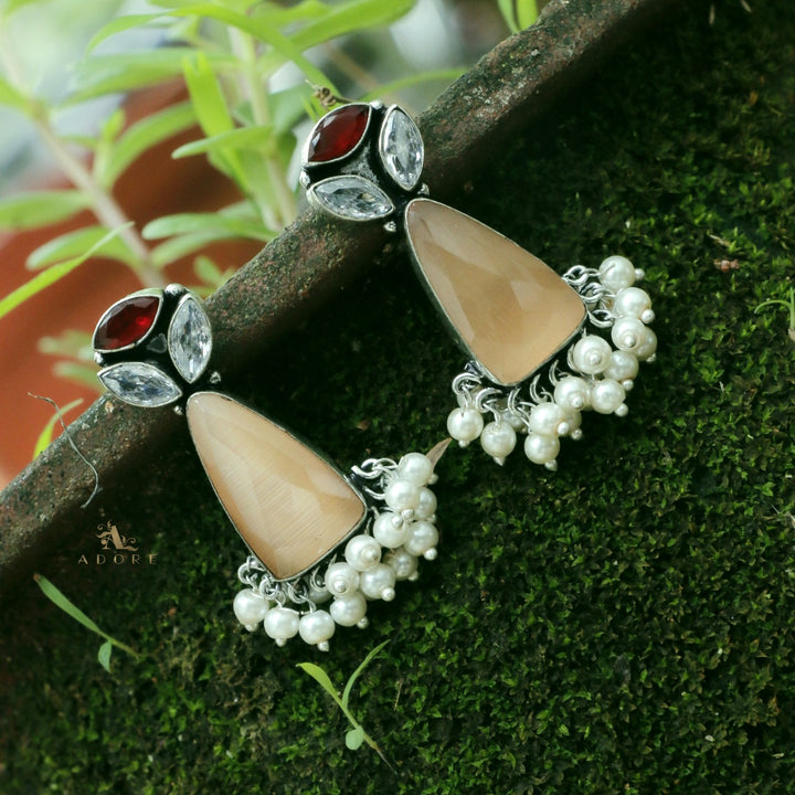 Siera Glossy With Pearl Earring