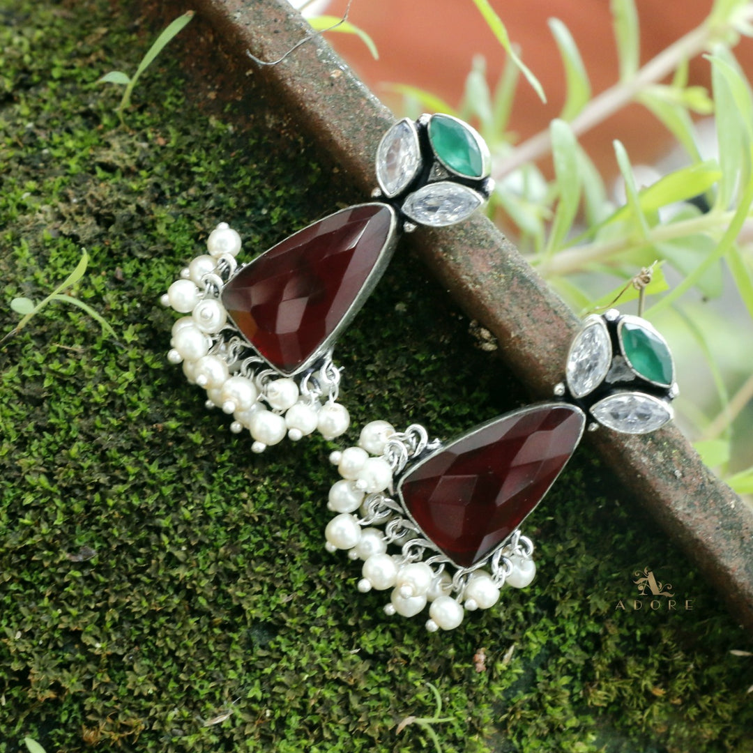 Siera Glossy With Pearl Earring