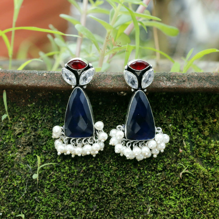 Siera Glossy With Pearl Earring