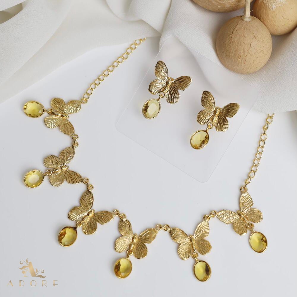 Gold Papillio Neckpiece With Earring