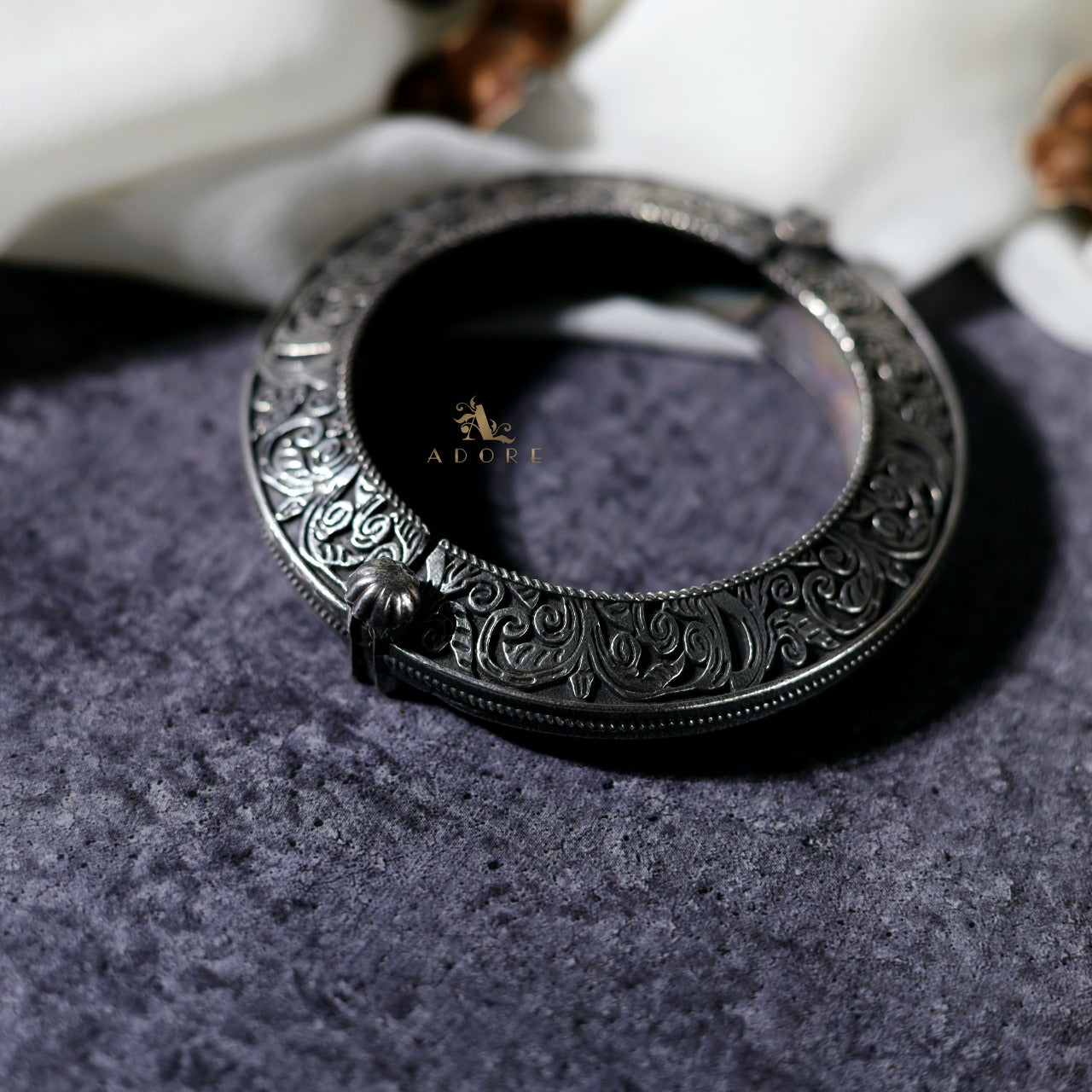Mehantha Kada Bangle