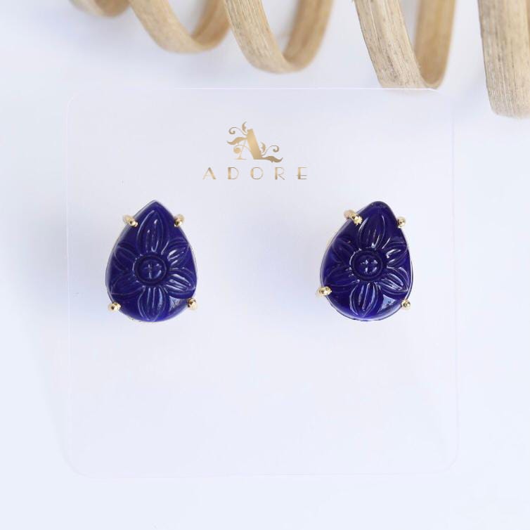 Melosia Carved Stud