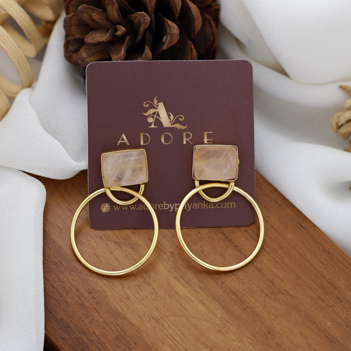 Naara Golden Circle Earring