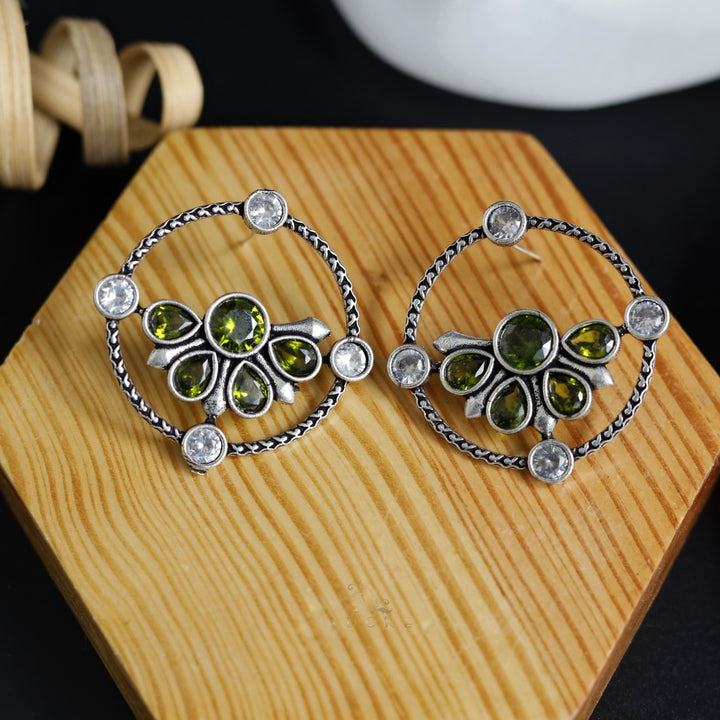 Glossy Syra Circle Earring