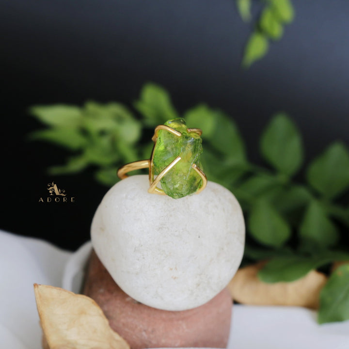 Dilrupa Raw Stone Ring