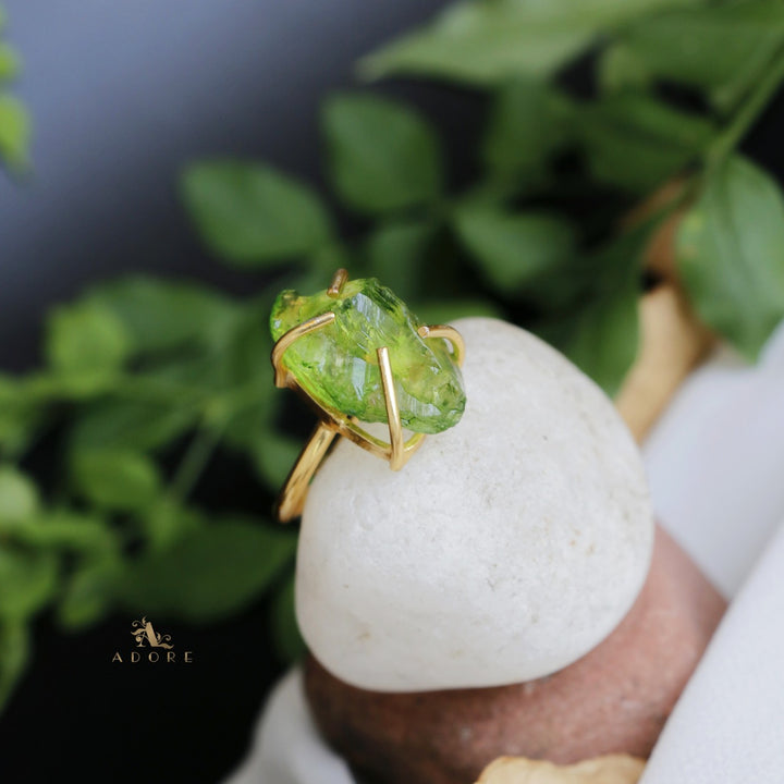 Dilrupa Raw Stone Ring
