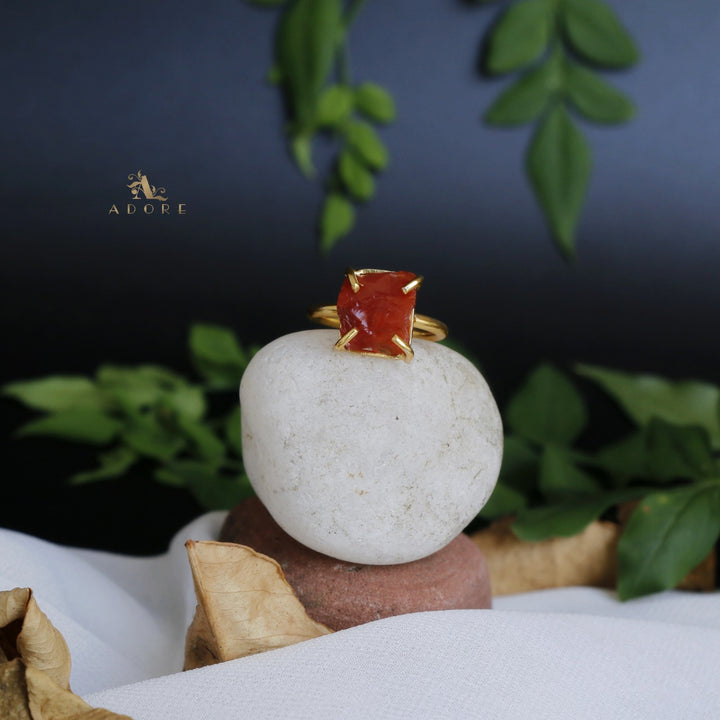 Dilrupa Raw Stone Ring