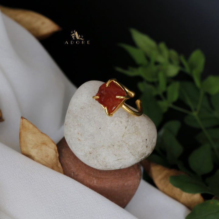 Dilrupa Raw Stone Ring