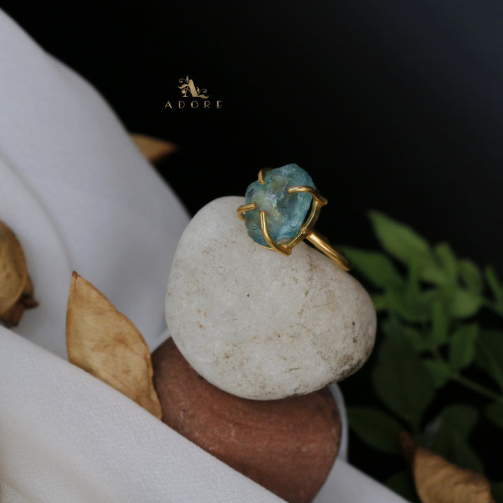 Dilrupa Raw Stone Ring